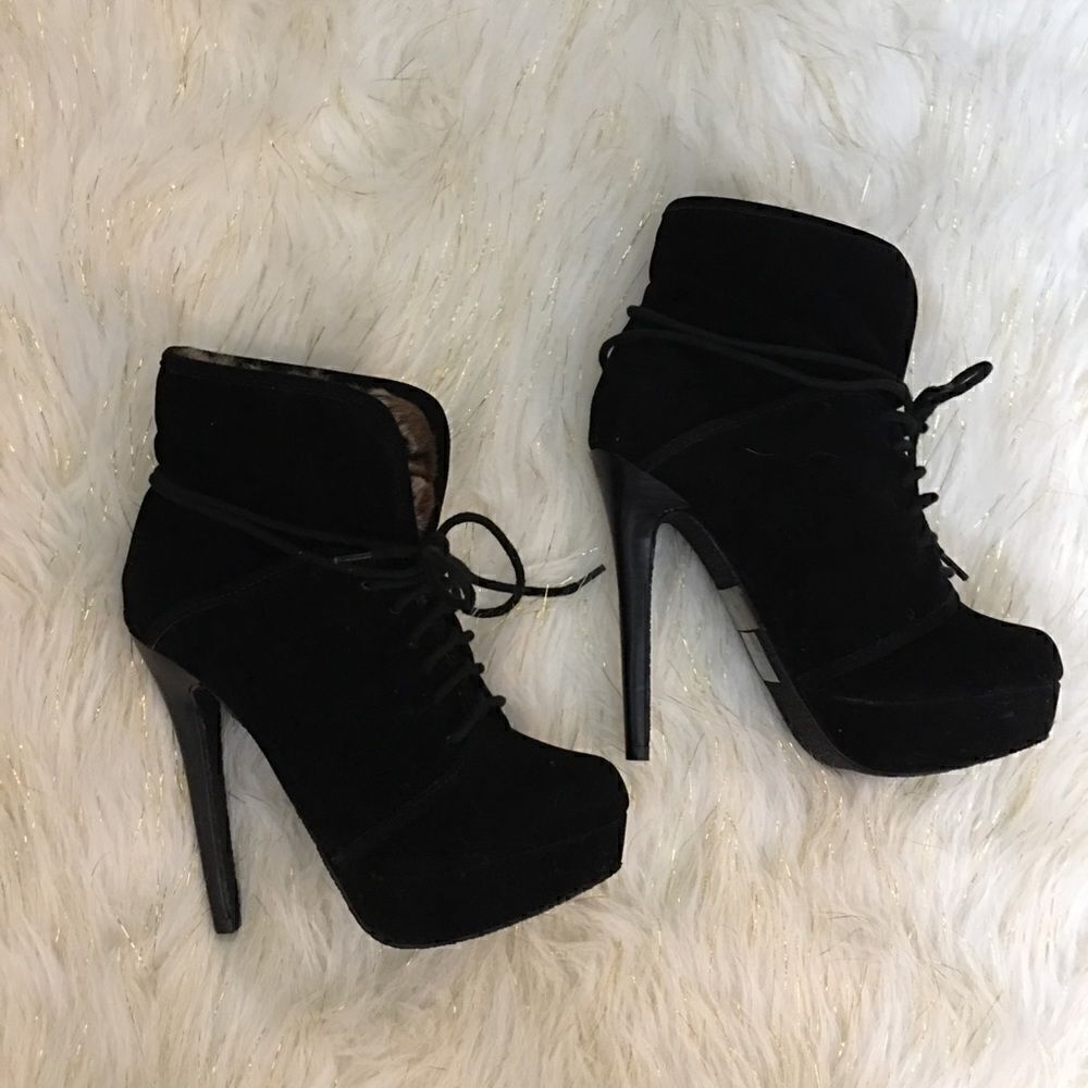 NEW! Colin Stuart Platform Booties‎ - Picture 11 of 14